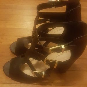 Open-toe sandal heels